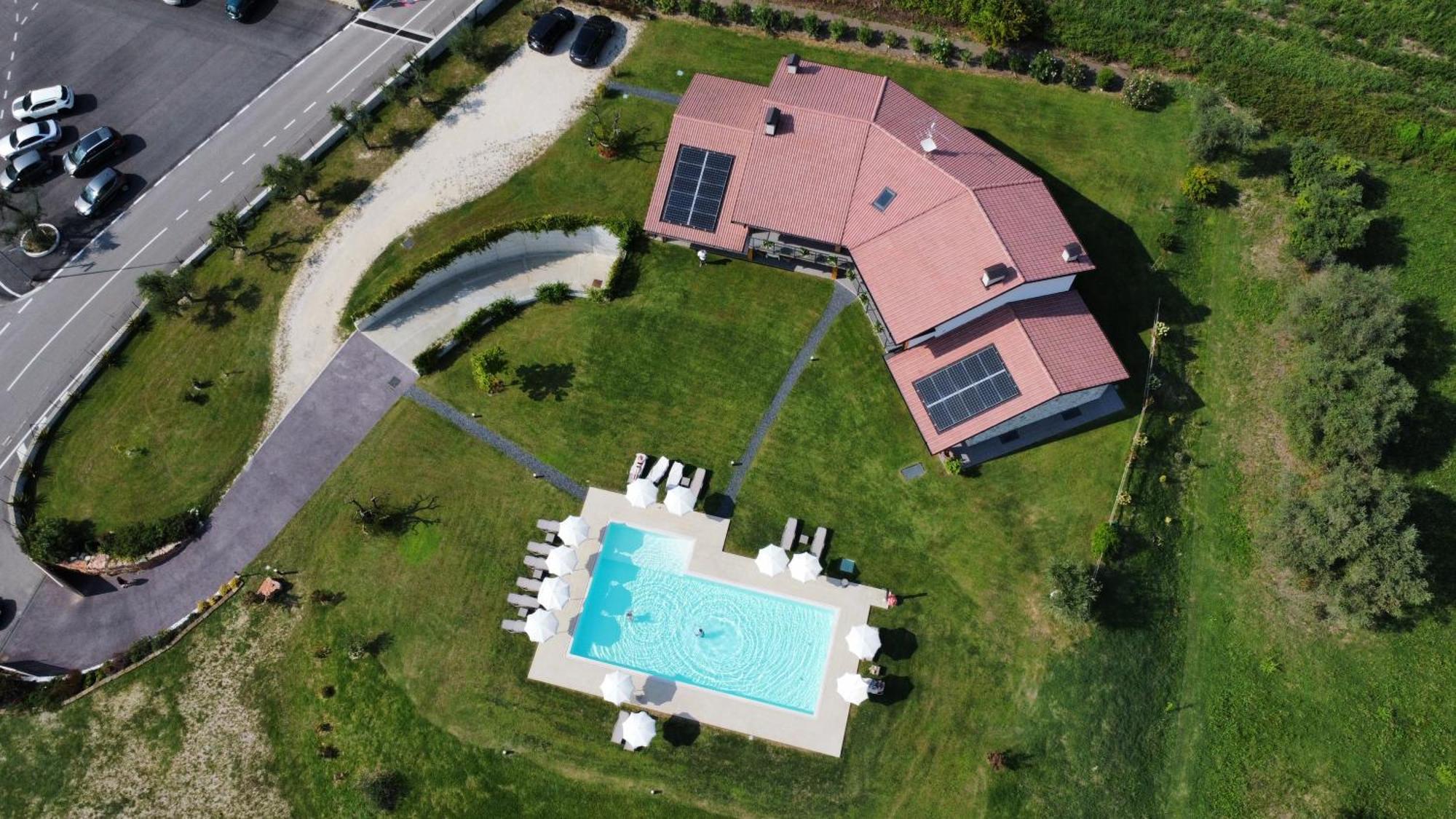 Val Mora Bio Apartments Garda  Exterior photo